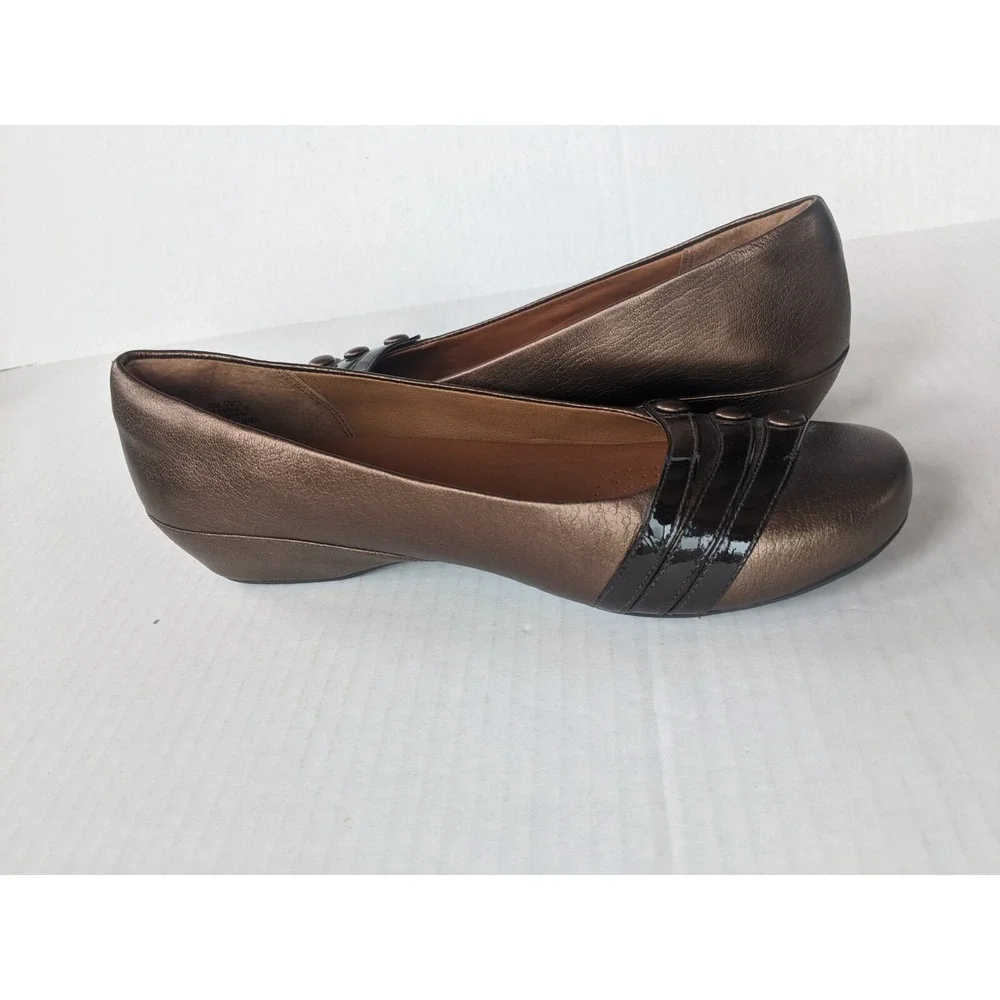 Clarks Artisan Shoes Womens  sz 10 M Leather Brown Gold Wedge NEW